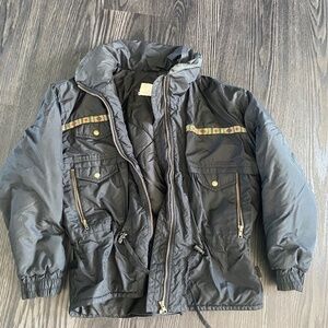 Vintage edelweiss Women's ski coat/size med/ 
Pit to pit 21”
Length 22”
CR034